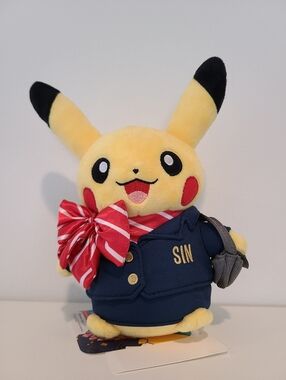 Singapore Airport Pikachu W/tag